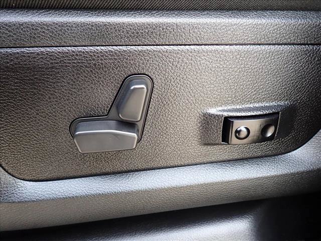 Used 2022 RAM 3500 Limited AWD/4WD image 15