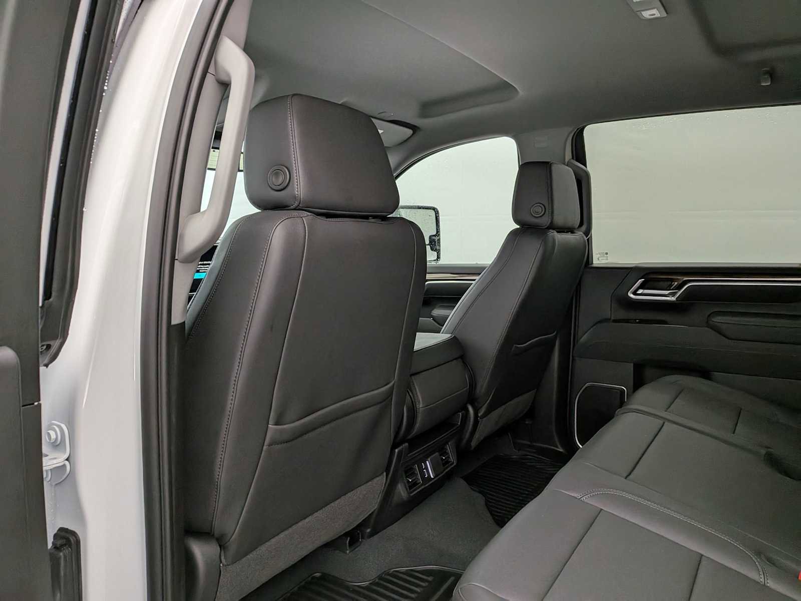 New 2026 Chevrolet Silverado 2500 LT image 21