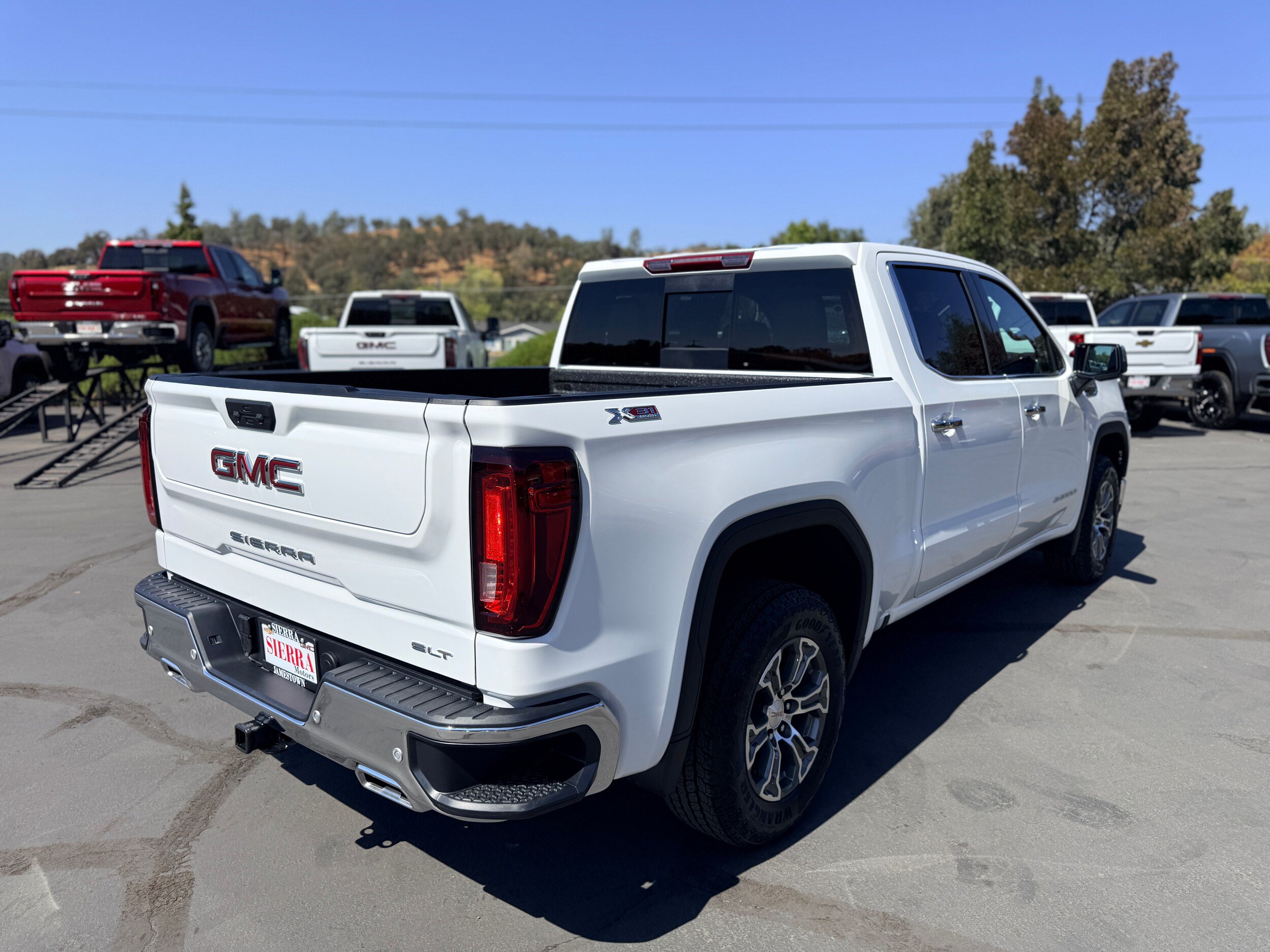 New 2026 GMC Sierra 1500 SLT w/ SLT Convenience Package AWD/4WD image 25