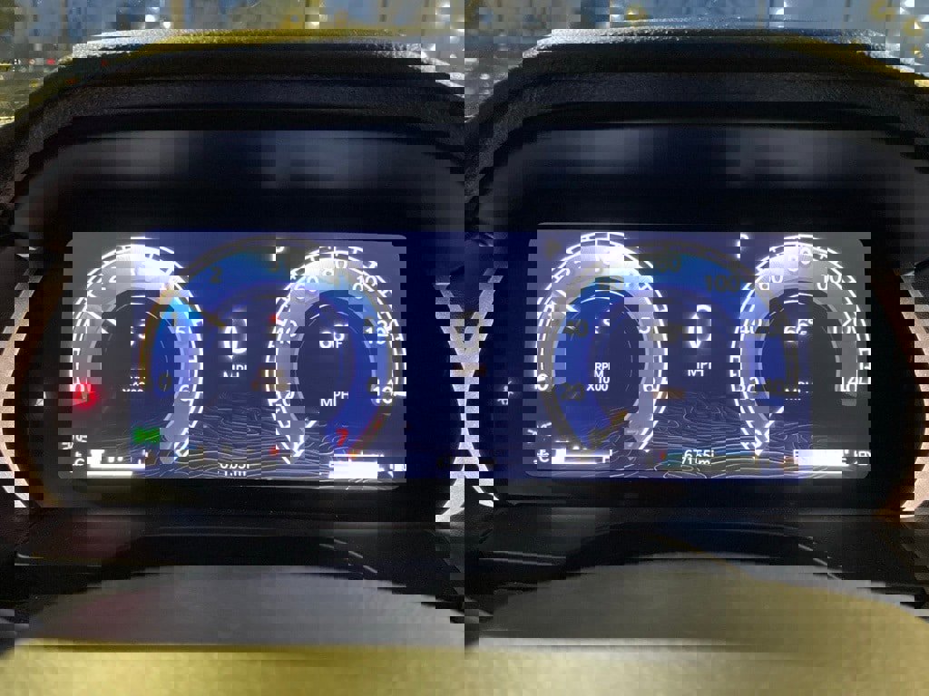 Used 2023 Jeep Grand Cherokee L Laredo image 16