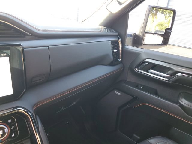Used 2024 GMC Sierra 2500 AT4 w/ AT4 Preferred Package image 26