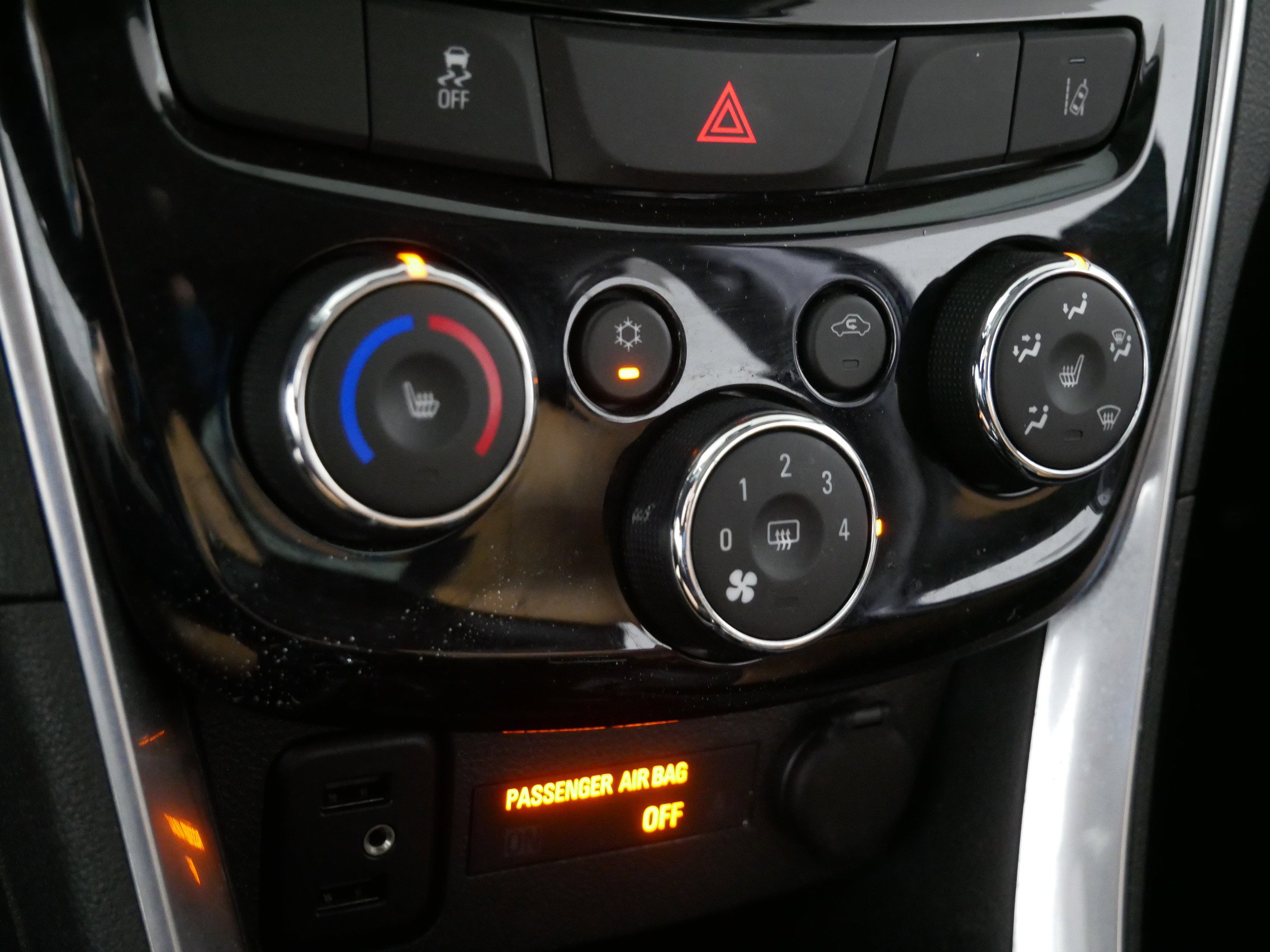 Used 2020 Chevrolet Trax Premier image 23