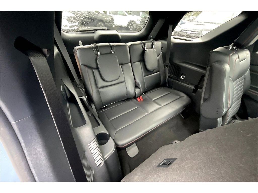 Used 2025 Ford Explorer ST-Line image 28