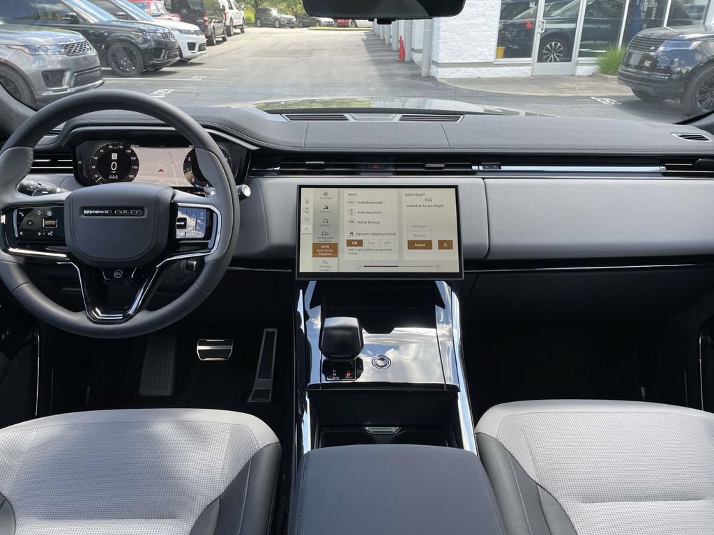 Certified 2025 Land Rover Range Rover Sport SV Edition Two AWD/4WD image 23