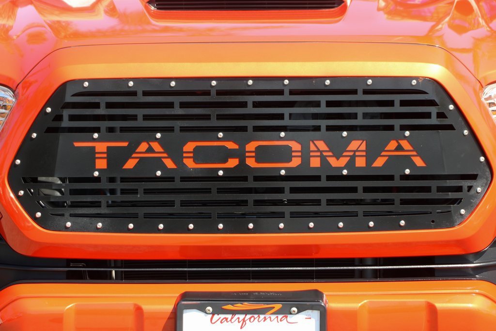 Used 2017 Toyota Tacoma TRD Sport image 45