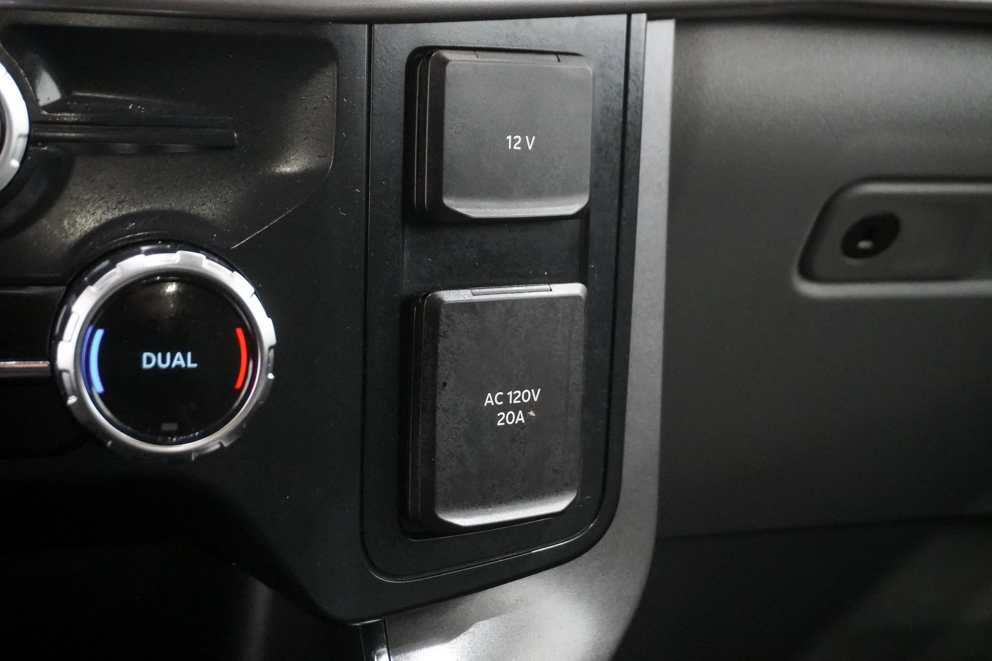 Used 2025 Ford F150 XLT w/ Equipment Group 301A Standard AWD/4WD image 20
