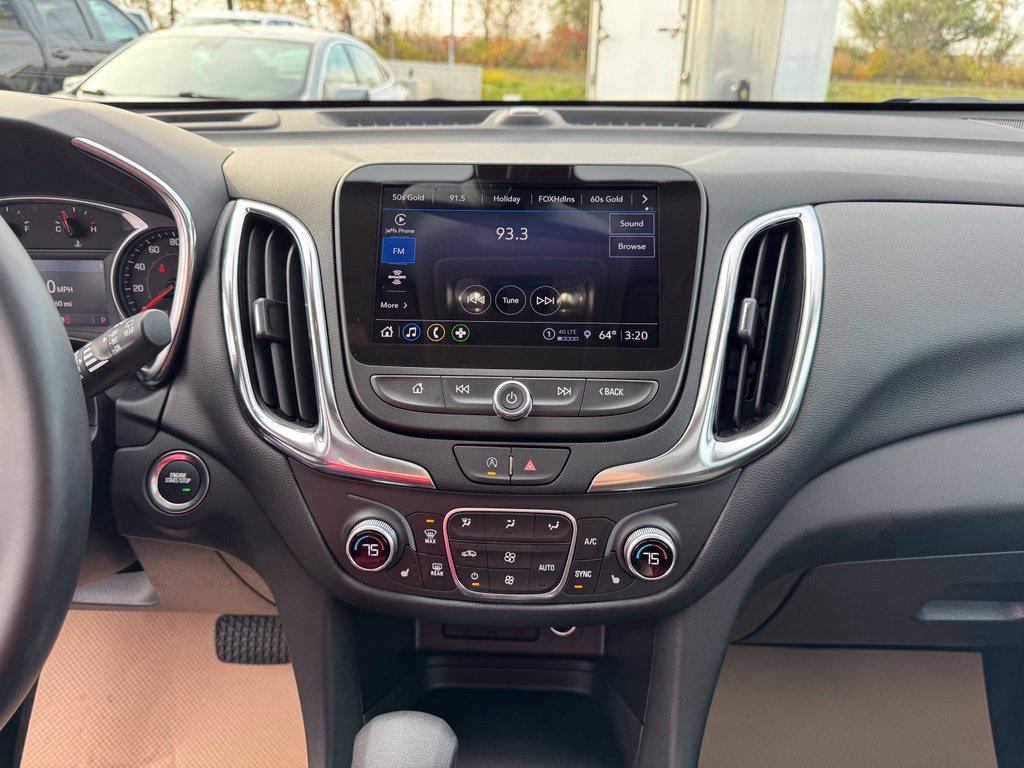 Used 2024 Chevrolet Equinox LT AWD/4WD image 16