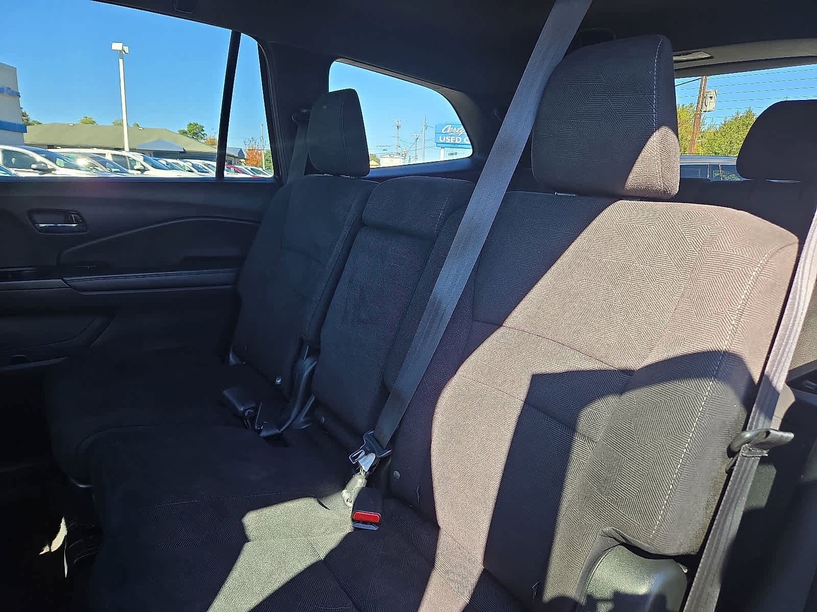 Used 2022 Honda Pilot Sport image 12