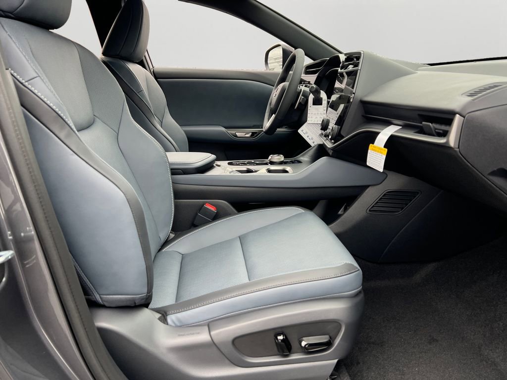 New 2026 Lexus RZ 450e AWD image 5