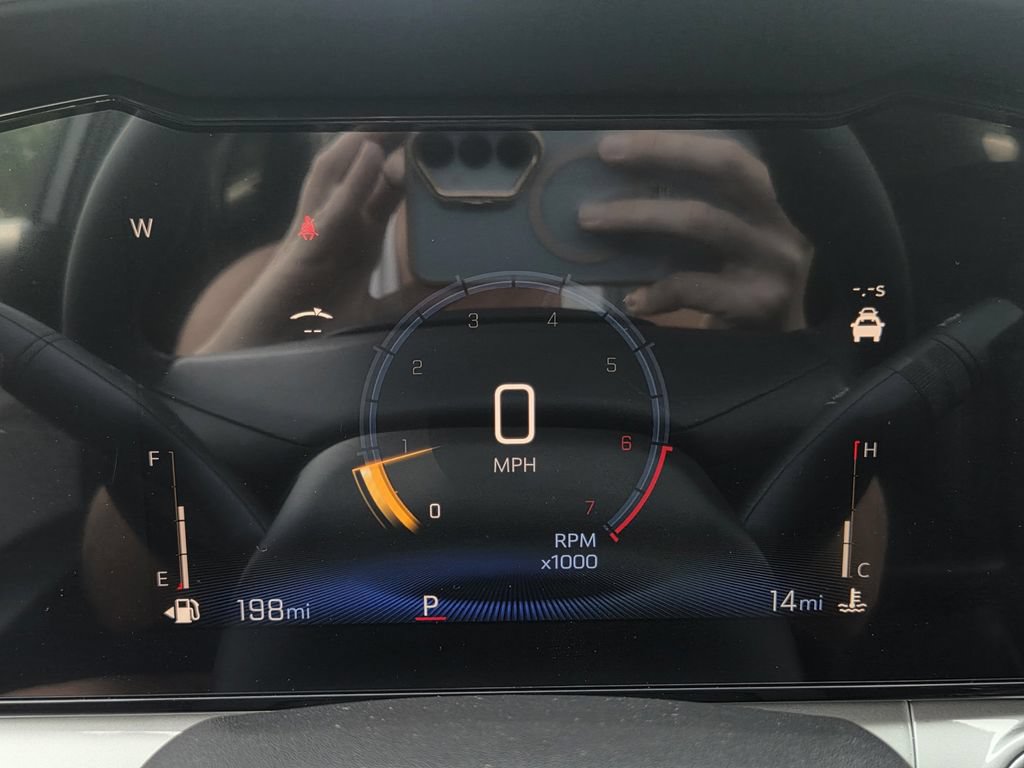New 2026 Chevrolet Trax LT w/ Driver Confidence Package FWD image 23