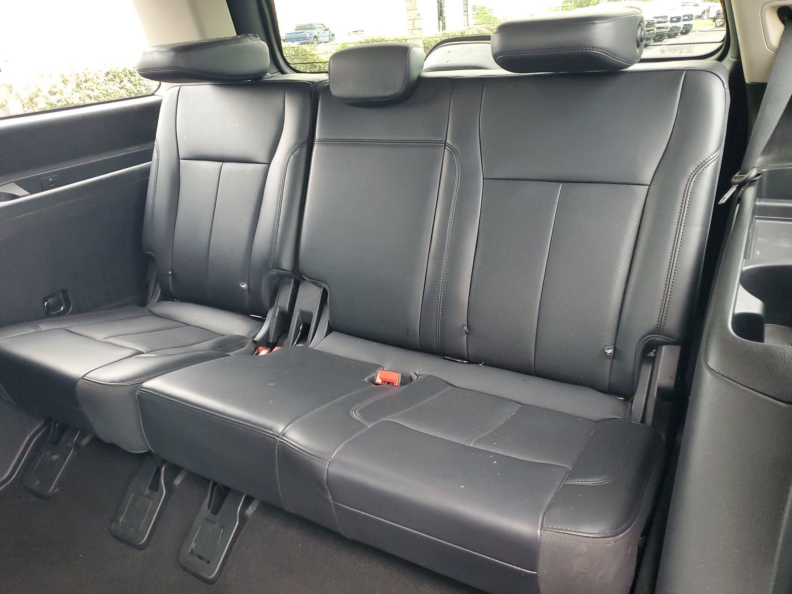 Certified 2024 Ford Expedition XLT AWD/4WD image 11