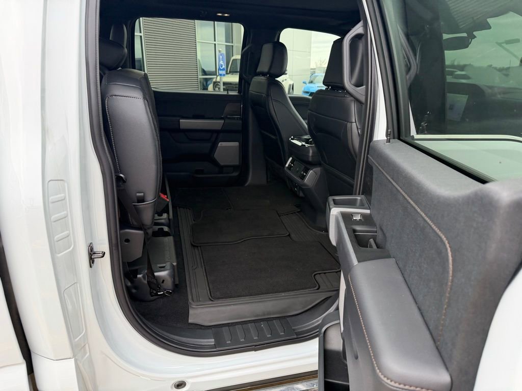 Used 2025 Ford F150 Lariat w/ Equipment Group 501A Mid image 25