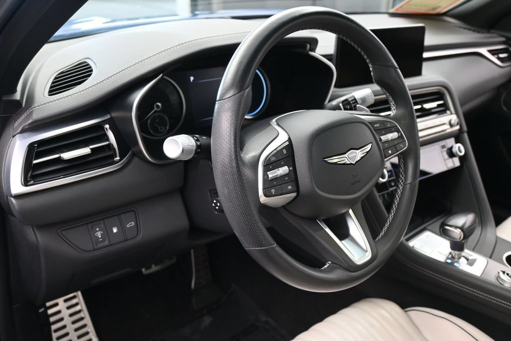 Used 2024 Genesis G70 3.3T Advanced RWD image 15