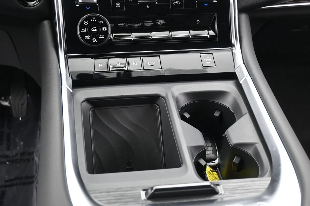 New 2026 Nissan Armada SL w/ Captain's Chari Seat Package AWD/4WD image 24
