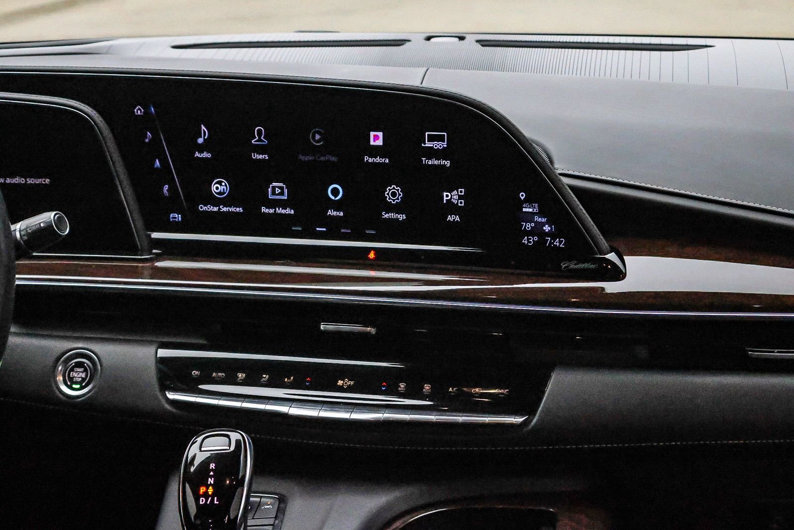 Used 2023 Cadillac Escalade Sport Platinum w/ LPO, ONYX Package image 25