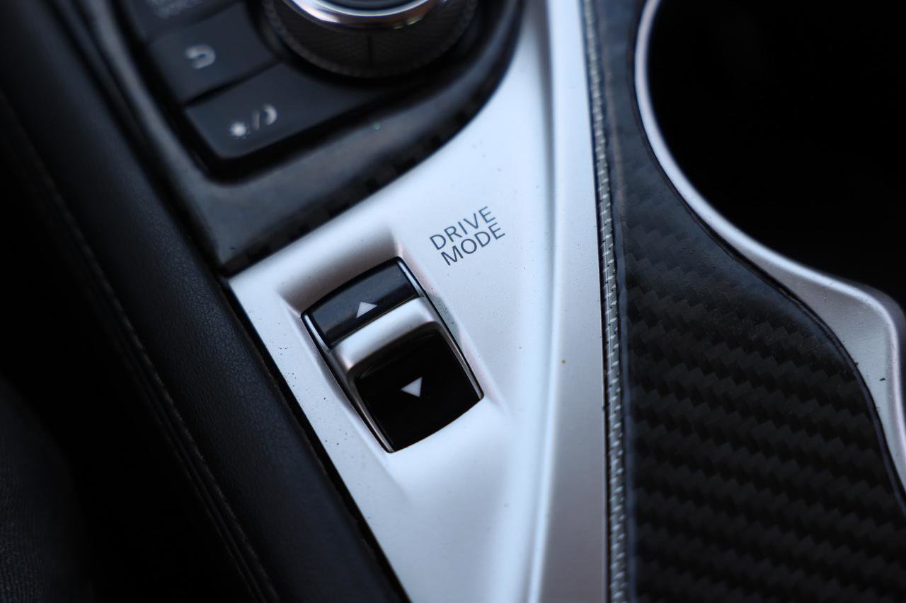 Used 2014 INFINITI Q50 w/ Moonroof Package image 33