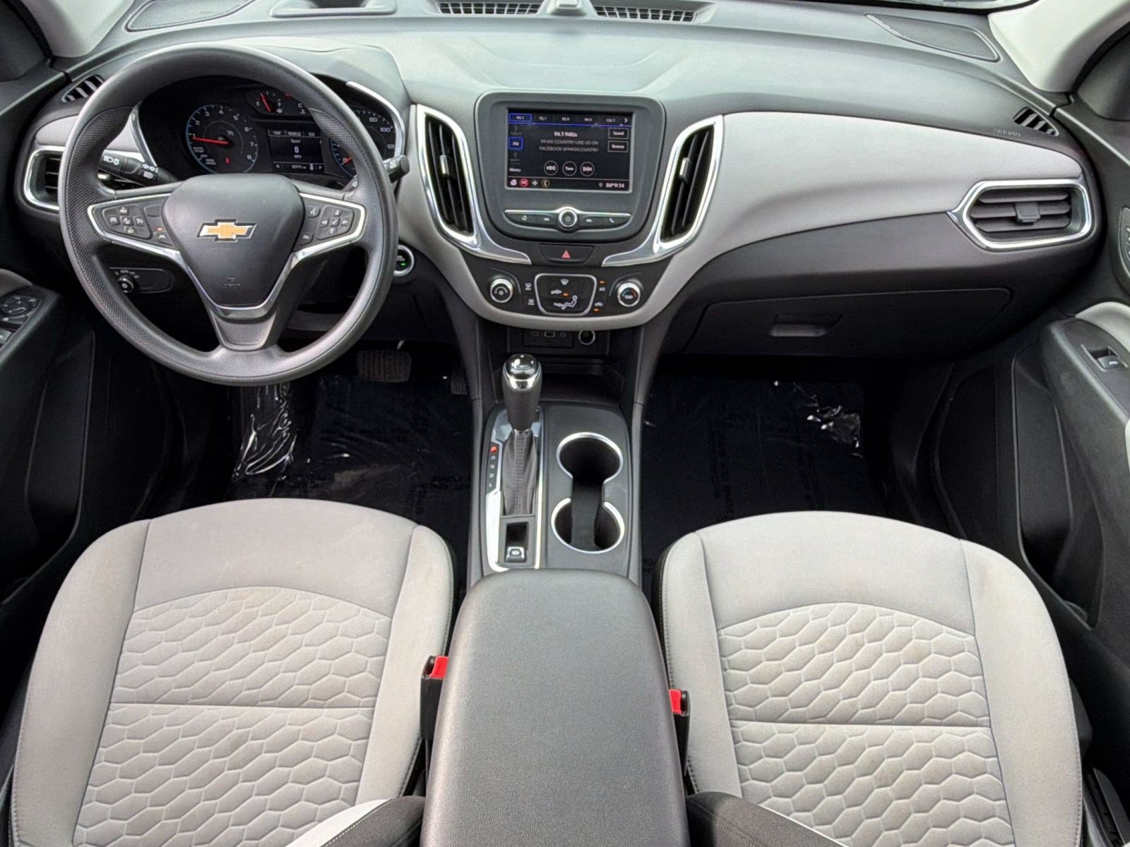Used 2020 Chevrolet Equinox LS w/ LS Convenience Package AWD/4WD image 15