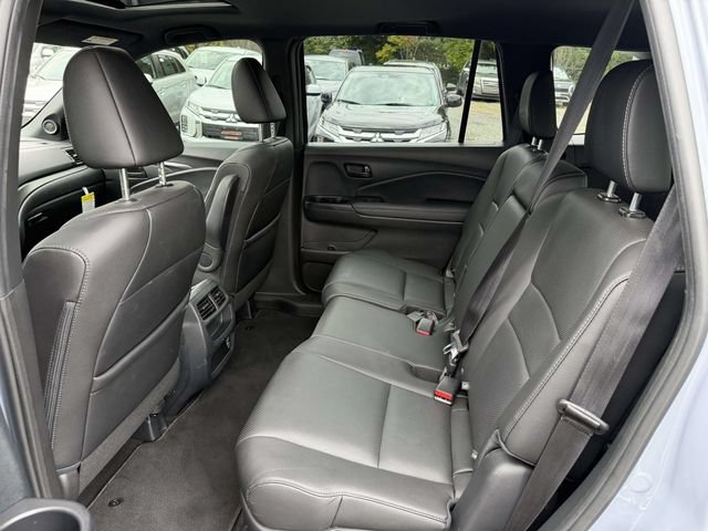 Used 2023 Honda Passport EX-L image 13