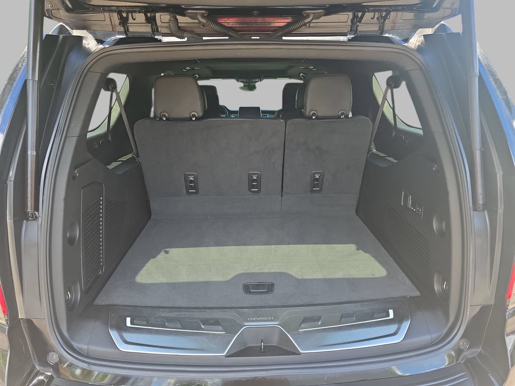 Certified 2023 Chevrolet Suburban Premier AWD/4WD image 13