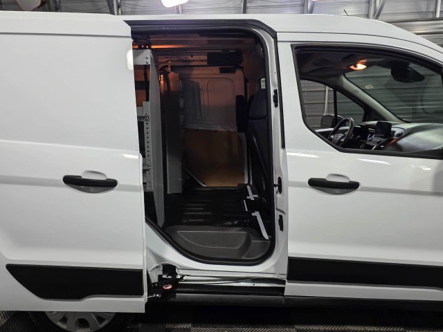 Used 2023 Ford Transit Connect XL image 11