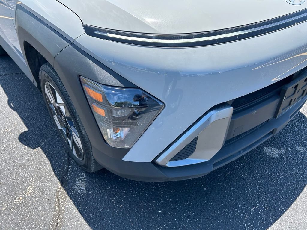 Used 2025 Hyundai Kona SEL AWD/4WD image 5