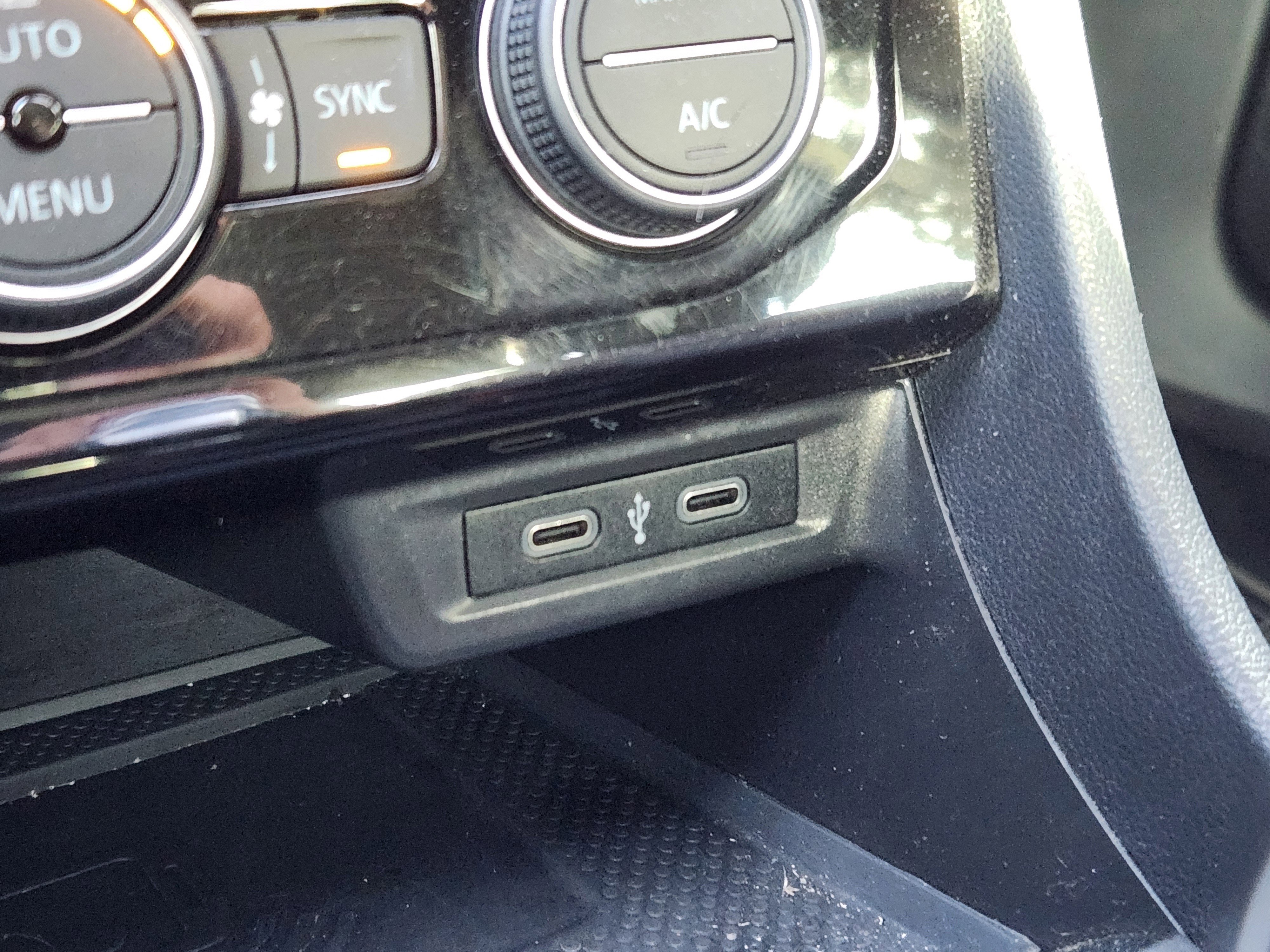 Used 2022 Volkswagen Jetta GLI Autobahn image 26