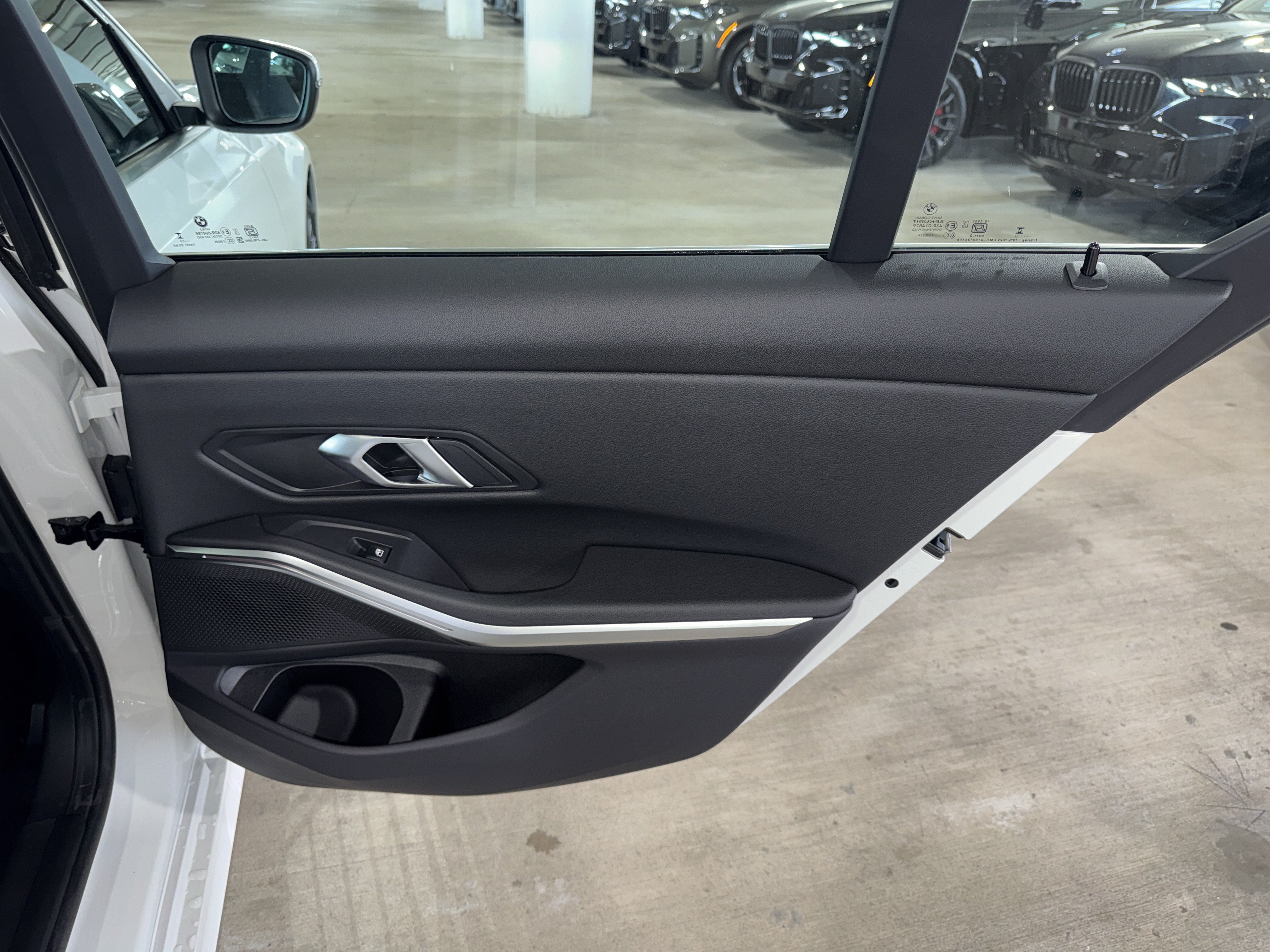 New 2026 BMW 330i Sedan w/ Convenience Package RWD image 10