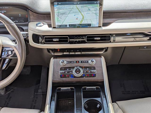 Used 2020 Lincoln Aviator Reserve w/ Equipment Group 202A image 12