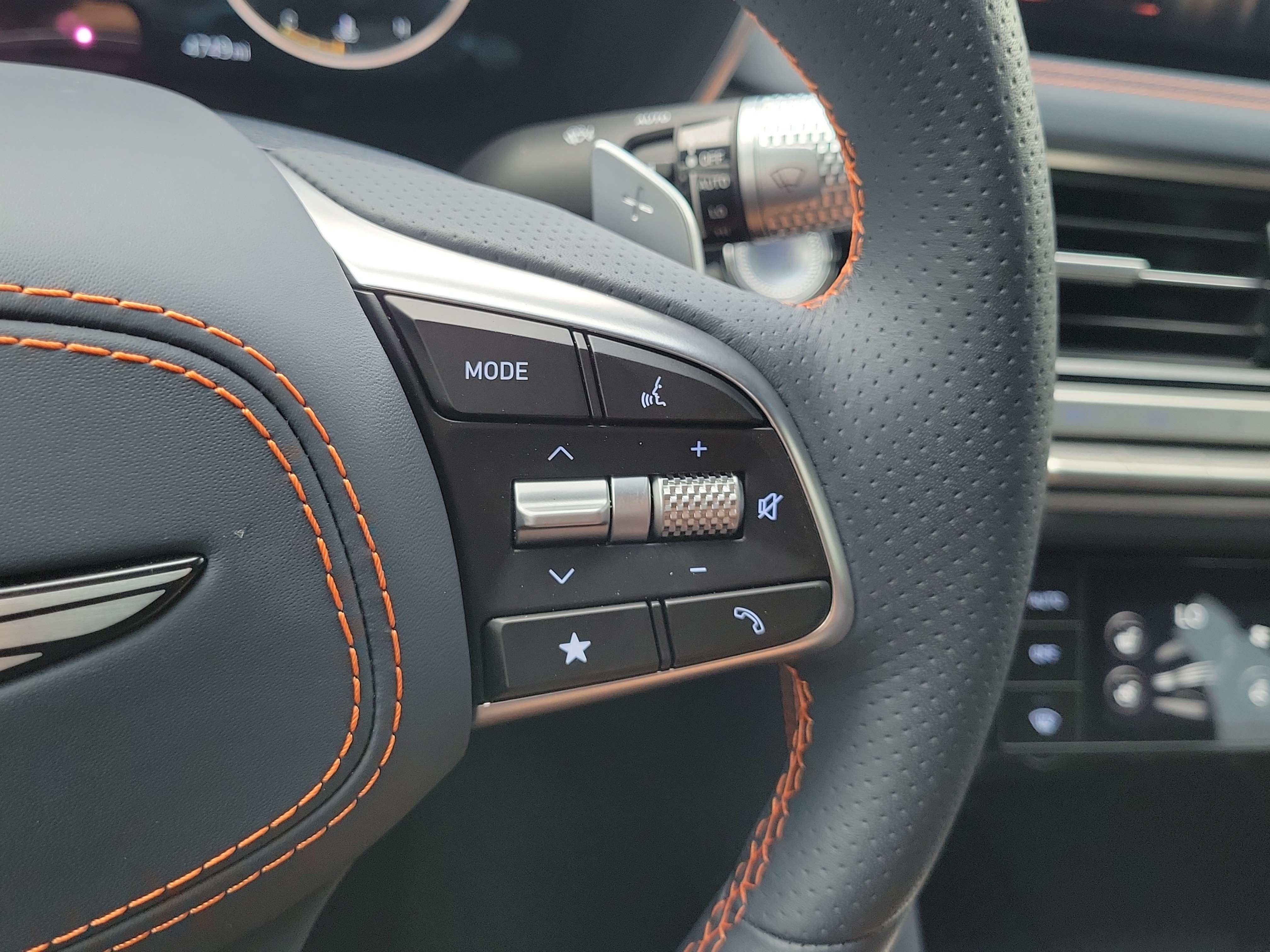 Used 2026 Genesis G70 3.3T Prestige RWD image 25