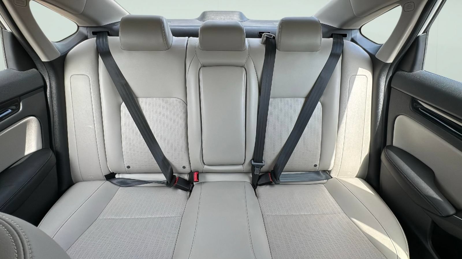 Used 2024 Honda Civic Touring image 25