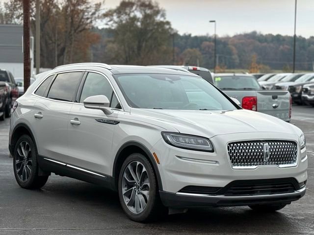 Used 2022 Lincoln Nautilus Reserve w/ Luxury Package image 34