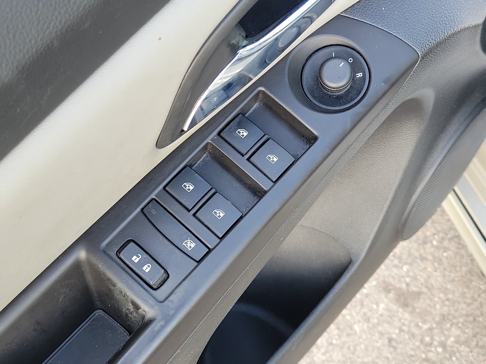 Used 2015 Chevrolet Cruze LT w/ Enhanced Safety Package FWD image 14