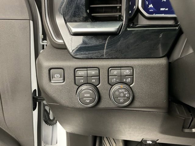 Certified 2026 Chevrolet Silverado 2500 LTZ w/ LTZ Convenience Package image 15