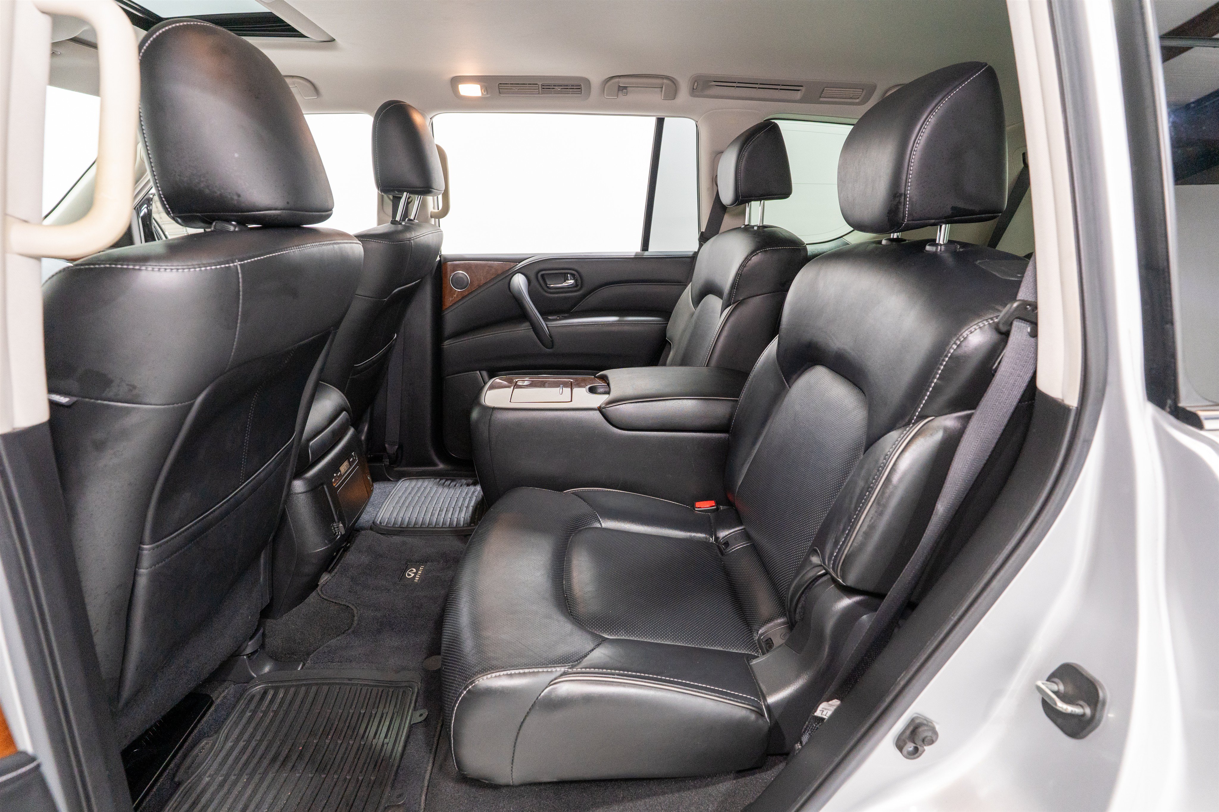 Used 2019 INFINITI QX80 Luxe w/ Proassist Package RWD image 34
