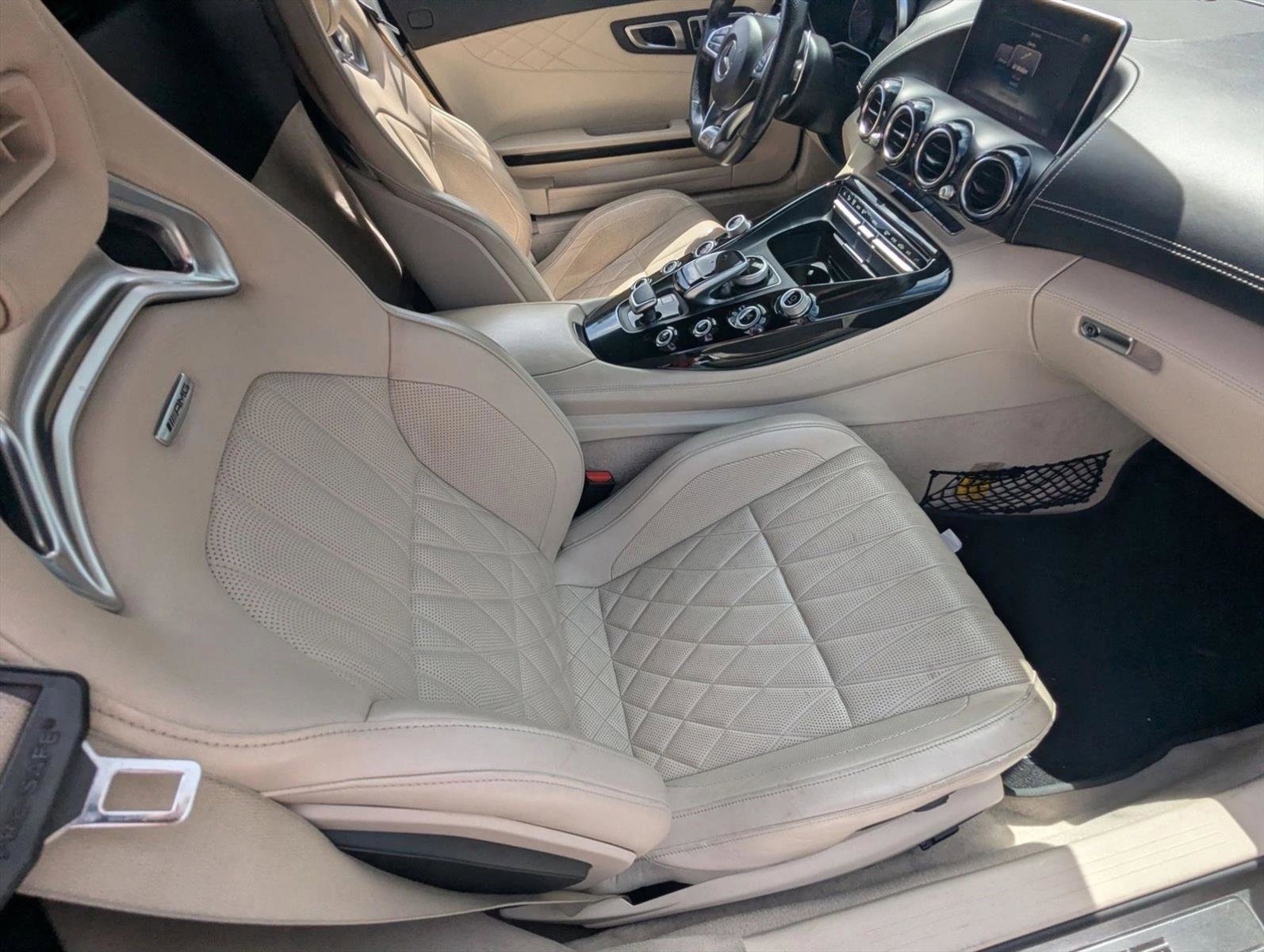 Used 2018 Mercedes-Benz AMG GT Roadster image 18
