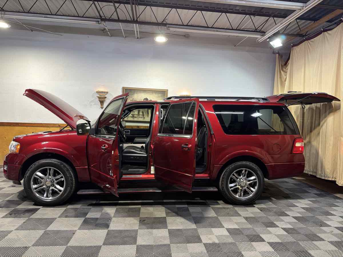 Used 2017 Ford Expedition EL Limited w/ Equipment Group 301A image 12