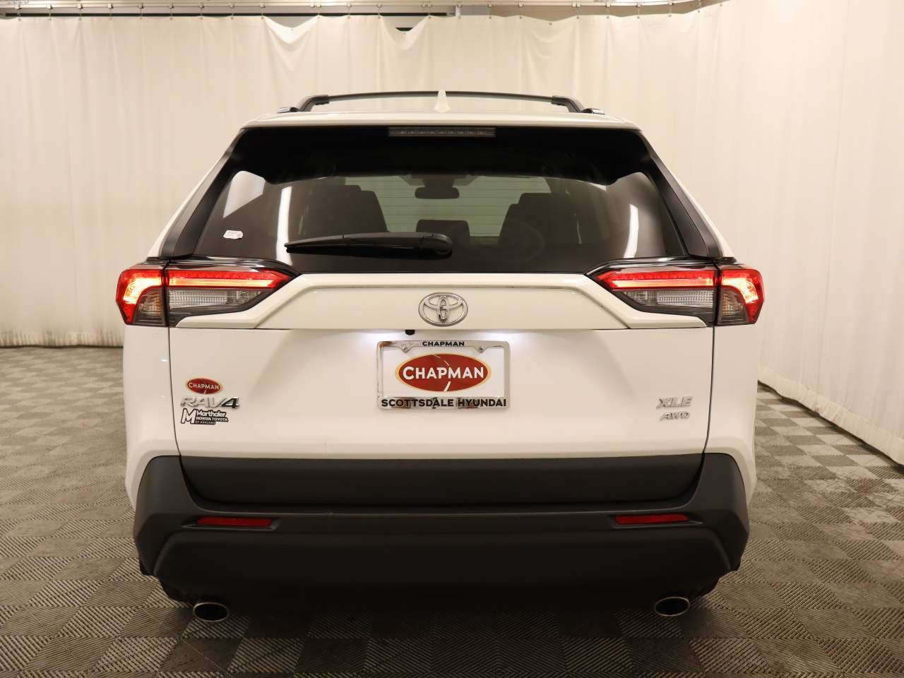 Used 2023 Toyota RAV4 XLE AWD/4WD image 5