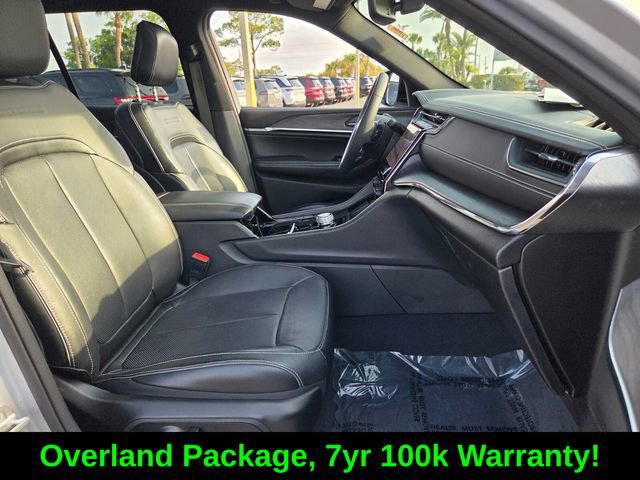 Certified 2023 Jeep Grand Cherokee Overland w/ Trailer Tow Prep Group (B) image 17
