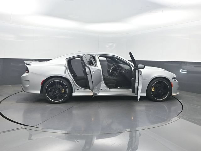 Used 2022 Dodge Charger R/T w/ Blacktop Package RWD image 38