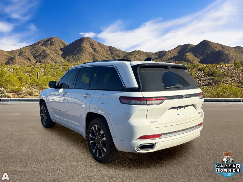 Used 2023 Jeep Grand Cherokee Overland w/ Luxury Tech Group IV AWD/4WD image 3