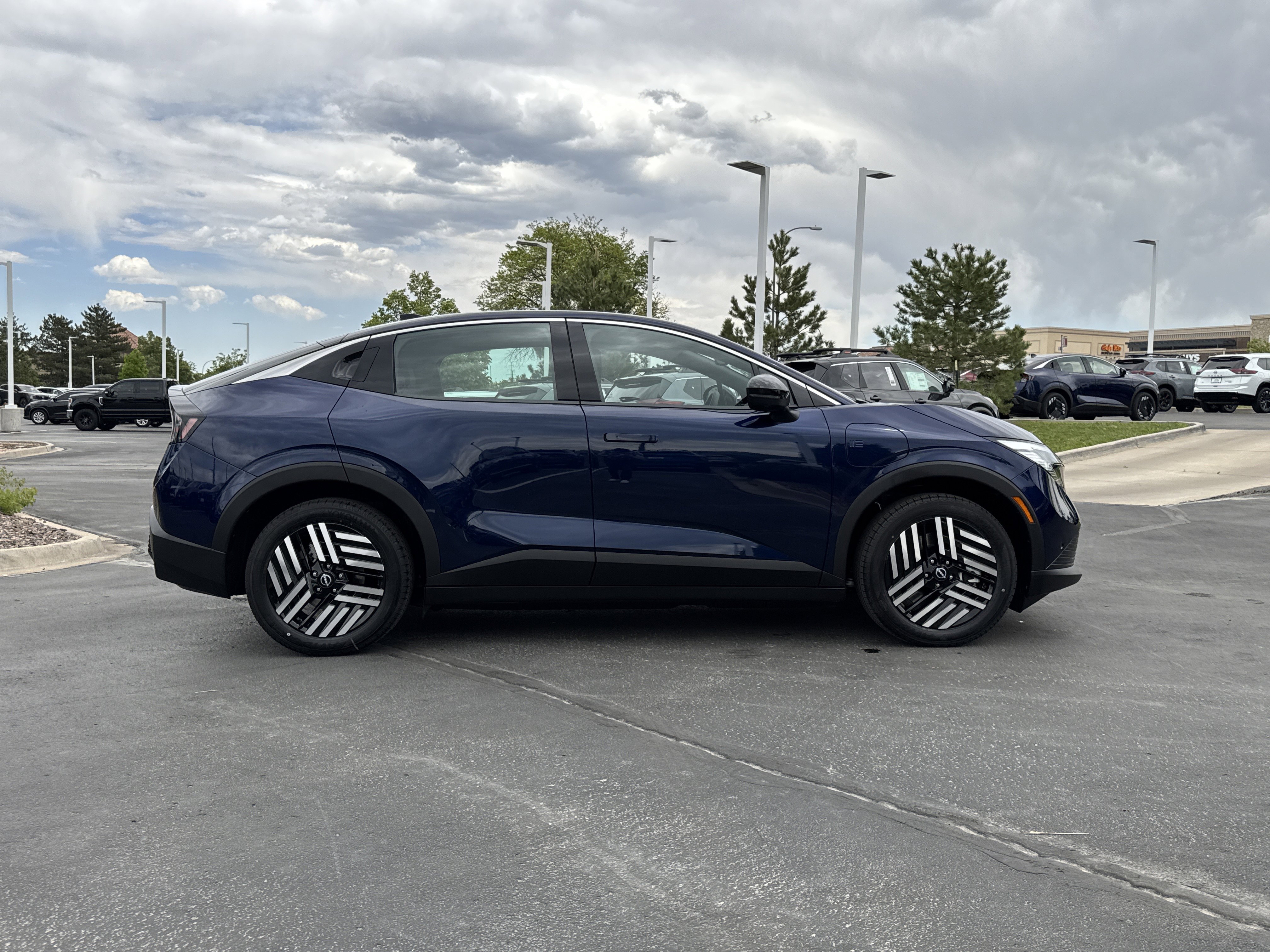 New 2026 Nissan Leaf SV+ FWD image 2