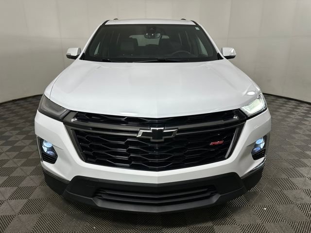 Used 2023 Chevrolet Traverse RS image 8