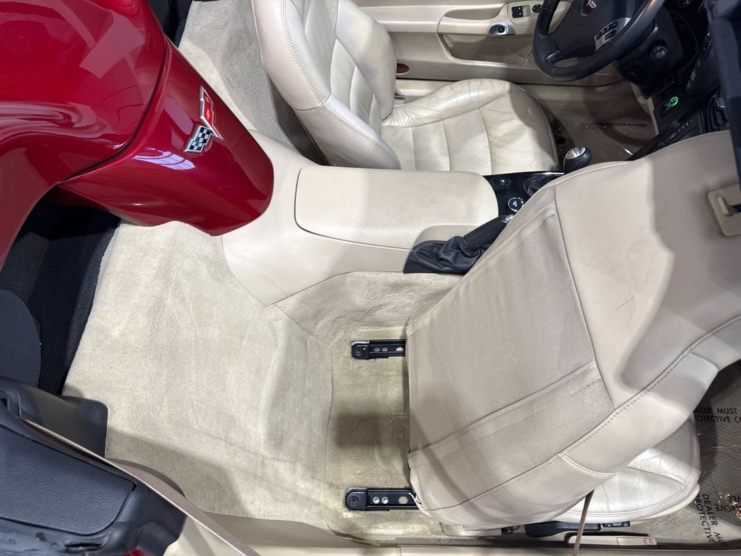 Used 2008 Chevrolet Corvette Convertible w/ Preferred Equipment Group RWD image 79