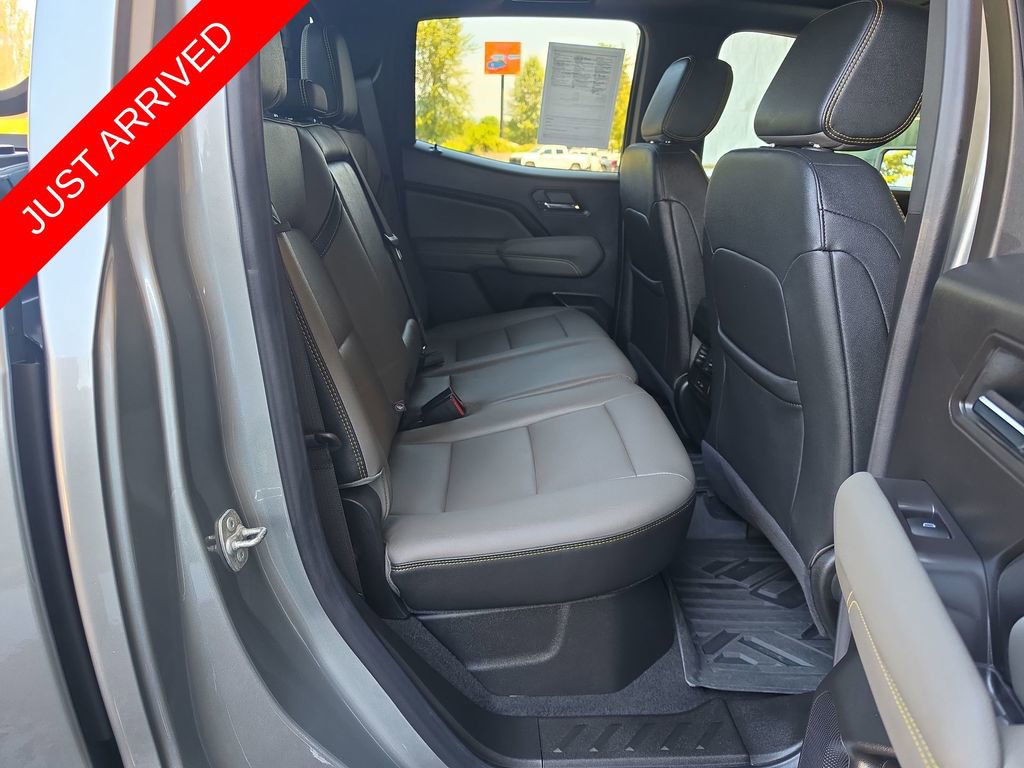 Certified 2025 Chevrolet Colorado ZR2 w/ Midnight Edition AWD/4WD image 33