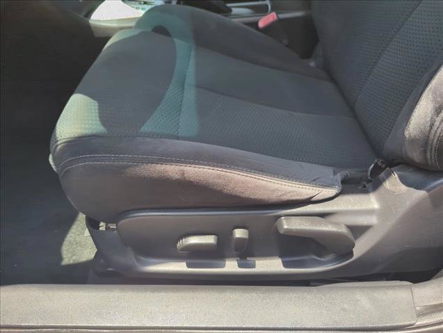 Used 2013 Nissan Altima 2.5 S w/ Premium Pkg FWD image 13