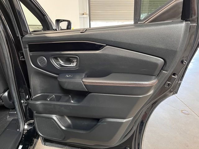 Used 2023 Honda Pilot TrailSport image 15