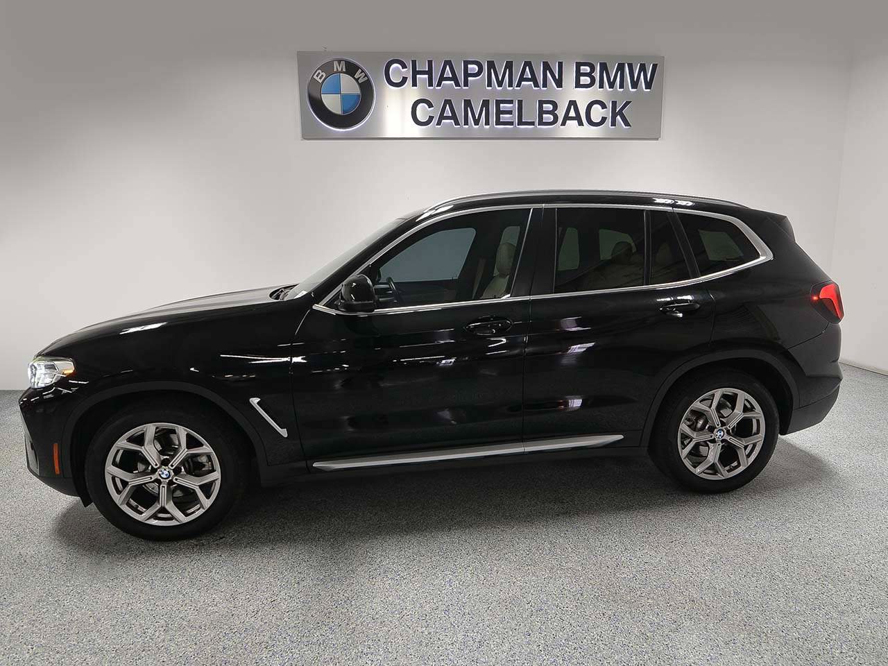 Used 2022 BMW X3 sDrive30i w/ Convenience Package RWD image 3
