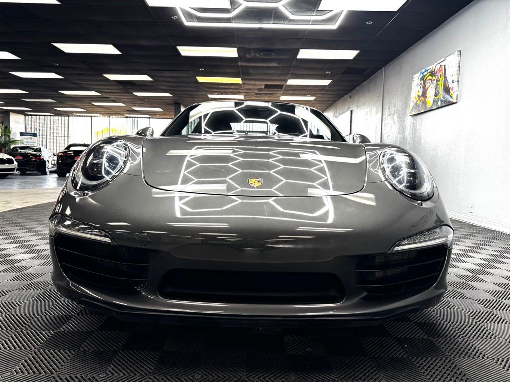 Used 2016 Porsche 911 Carrera S RWD image 3