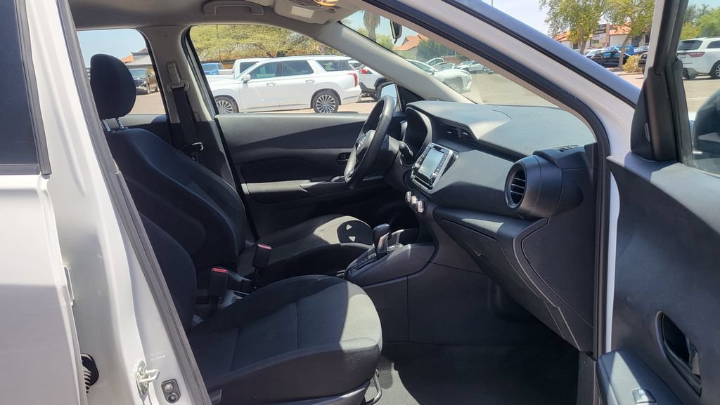 Used 2024 Nissan Kicks S FWD image 18