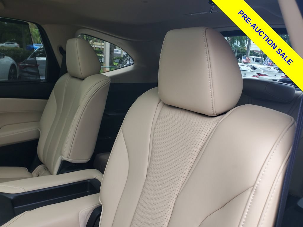 Certified 2024 Acura MDX w/ Technology Package FWD image 13